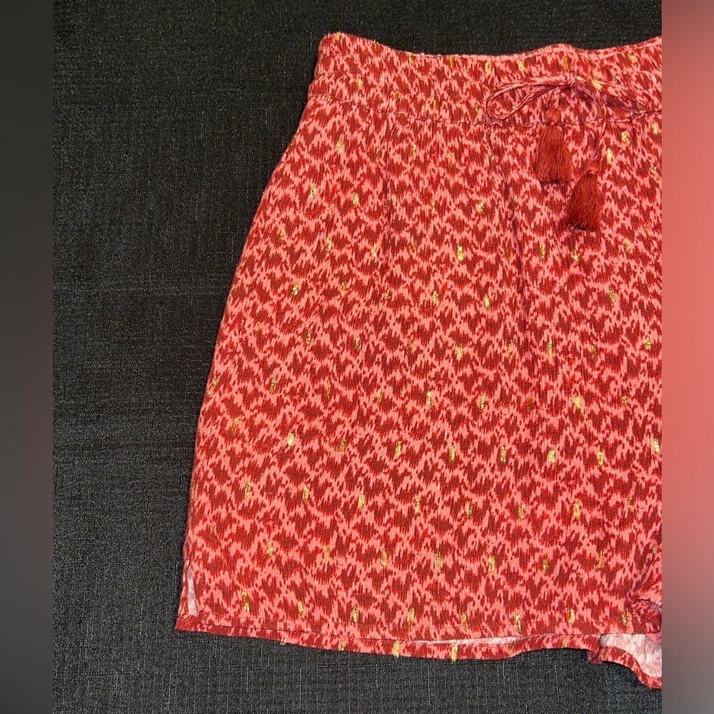 Paige Women's Mardi Short Elastic Waist Metallic Dots In Papaya - Picture 7 of 9